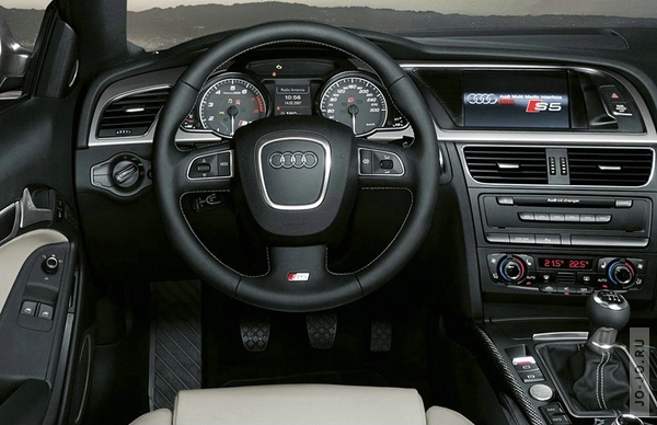 Audi S5 GT