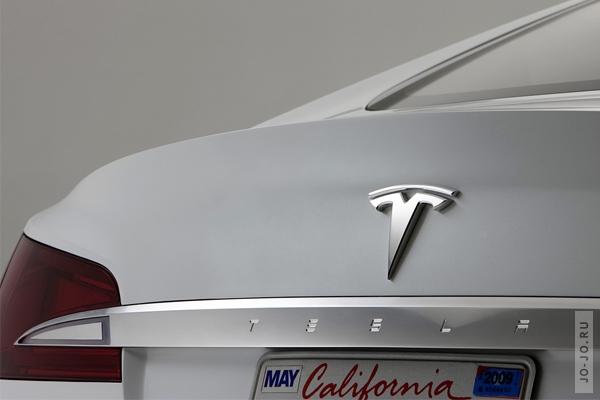 Tesla Model S 2011 -   