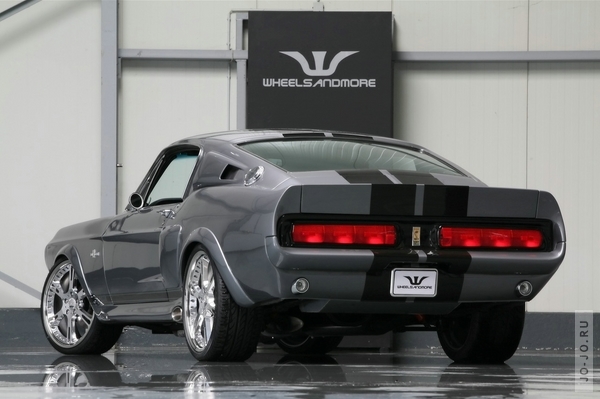 1967 Ford Mustang Shelby GT 500 - Car and Driver