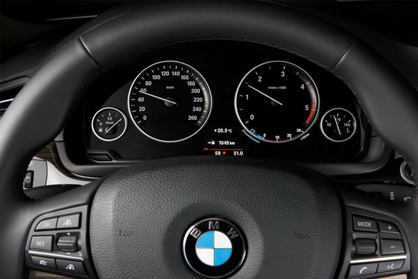 2010 BMW 5-Series Sedan (F10)