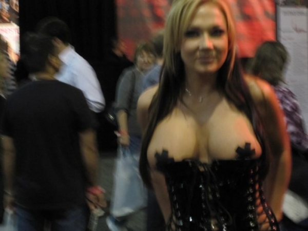    AVN 2010