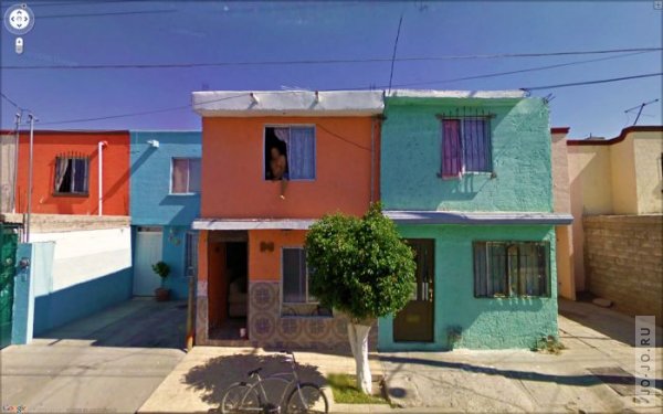  ,   Google Street View