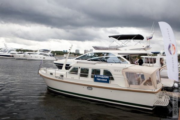      Millionaire Boat Show 2011
