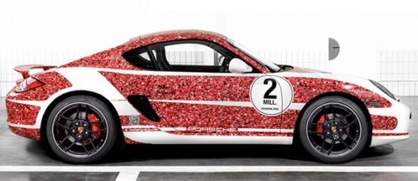 Porsche x Facebook - 2