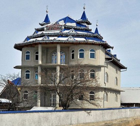 Дворцы современных цыган