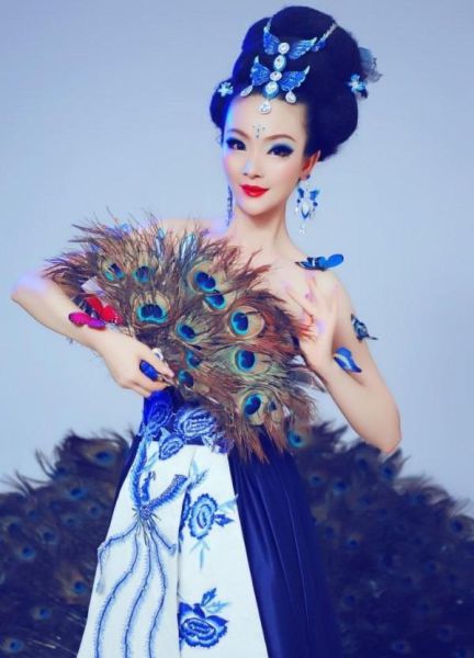 "Живая кукла" из Китая