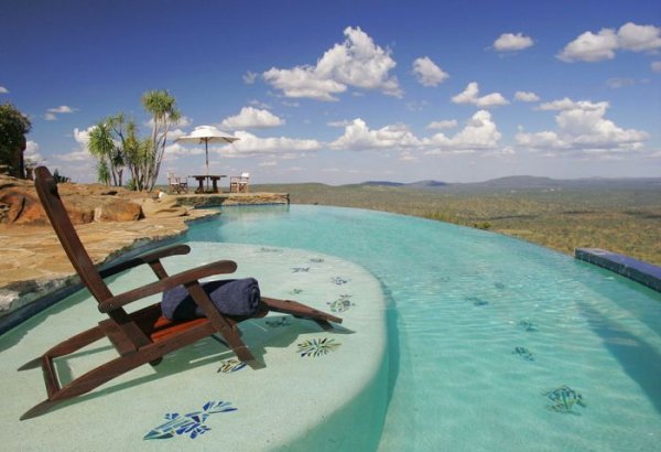 Удивительный отель в национальном парке в Кении