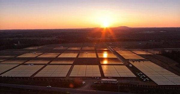 Apple построит 20-мегаваттную солнечную станцию для центра обработки данных в Неваде