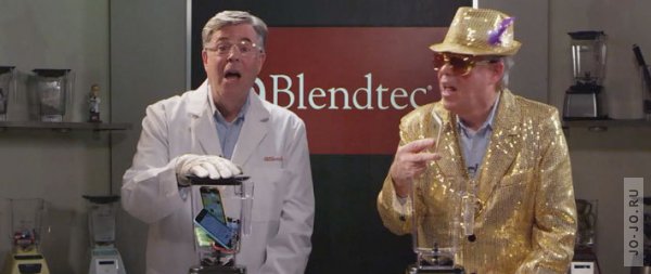 iPhone 5s и 5c прошли краштест в блендере Blend It!