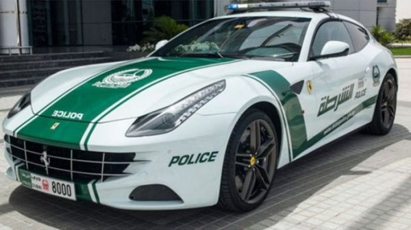 Автомобили полиции в Дубае