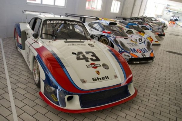    Porsche  