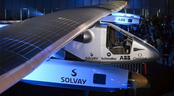 Solar Impulse 2:     