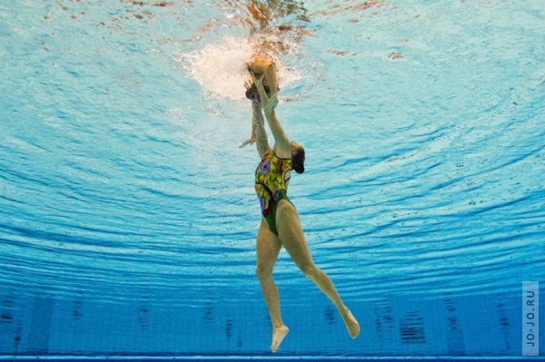 Синхронное плавание потрясающий вид спорта