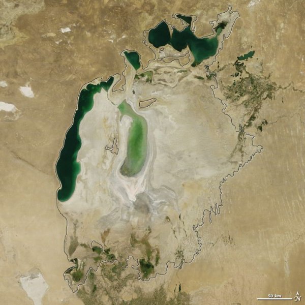 Аральское море постепенно исчезает