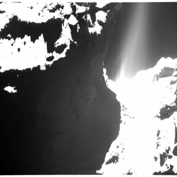 Зонд «Розетта» исследует комету Чурюмова-Герасименко