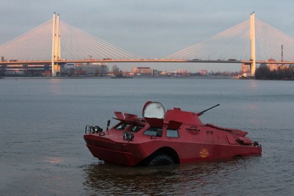 В Санкт-Петербурге броневик БРДМ будет выполнять роль такси