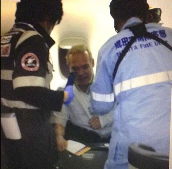 Пассажиры самолета компании American Airlines стали жертвами турбулентности