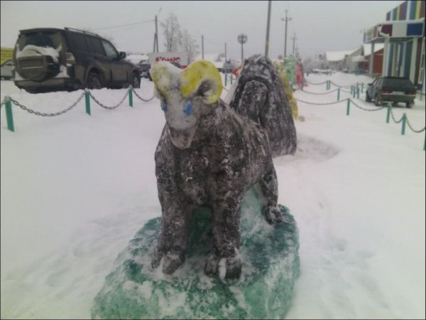 Яркие снеговики из Татарстана