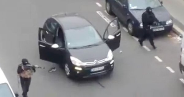 Бойня в офисе Charlie Hebdo видеокадры атаки. +18