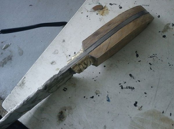 Фотоотчет о создании уникальных ножей маори