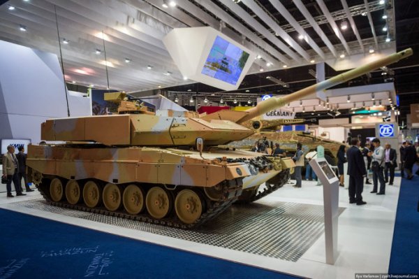     International Defence Exhibition  -