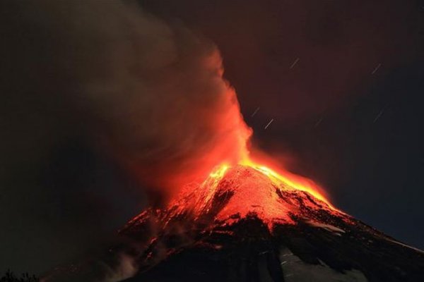В Чили начал извергаться вулкан Вильяррика