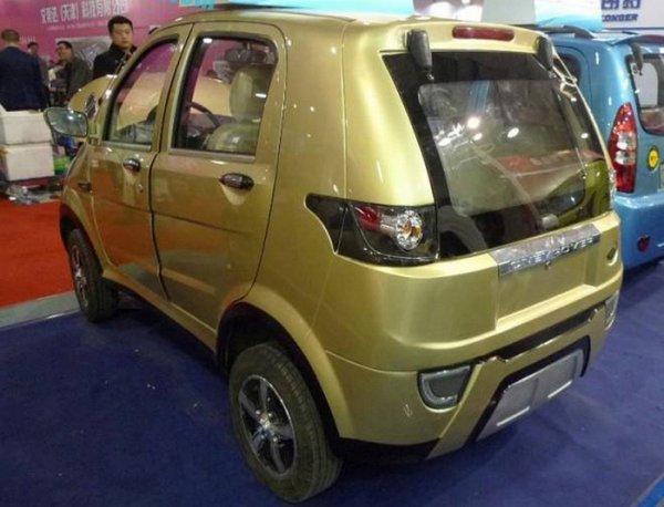 Китайцы показали электромобиль с элементами дизайна внедорожников Range Rover