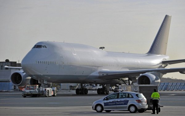  Boeing 747  600  