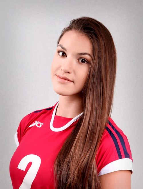 Очаровательная Дарья Рудых – российская чемпионка Европы по пляжному волейболу