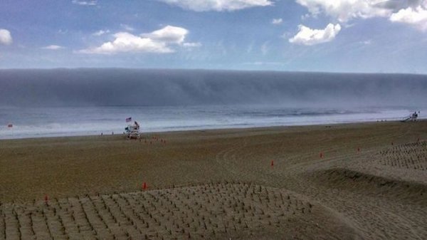 Обманчивое цунами на побережье Нью-Джерси