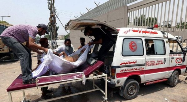 В Пакистане из-за аномальной жары скончалось почти 700 человек