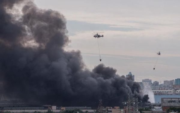 В Москве на бывшем заводе ЗИЛ произошел крупный пожар