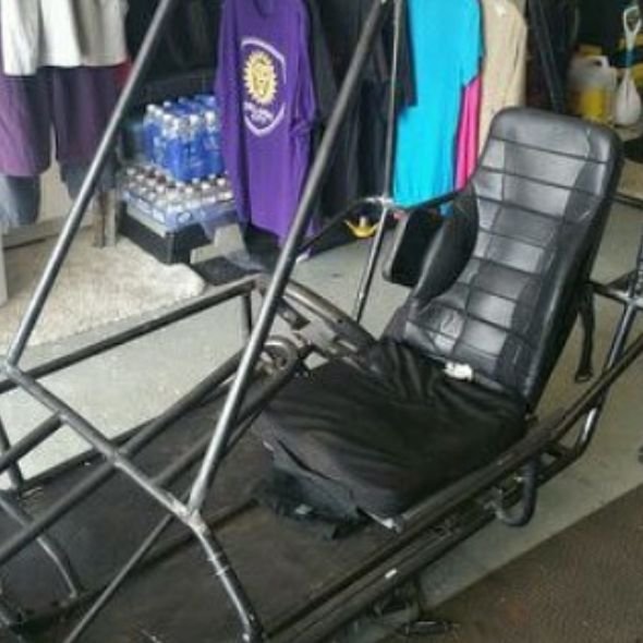 Студент-инвалид превратил инвалидное кресло в багги из «Безумного Макса»
