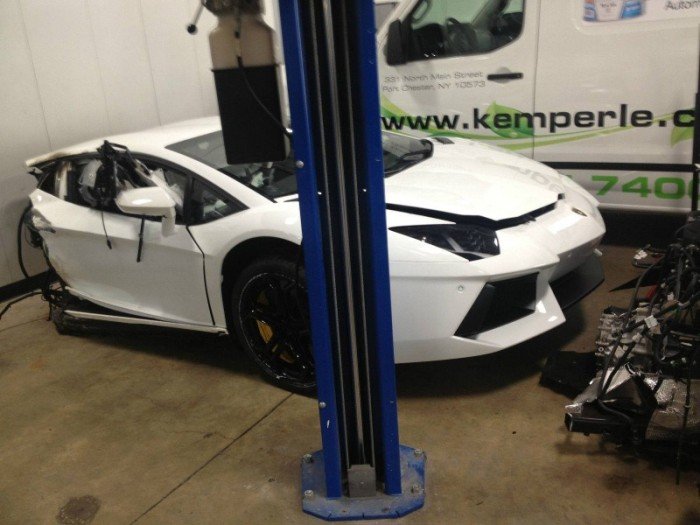 Lamborghini Aventador в виде двух половинок за 125 000 долларов