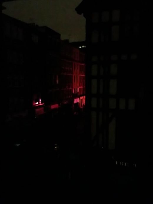 Центр Лондона на 2 часа остался без света