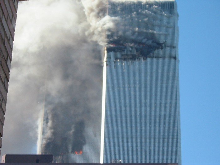 Фото с места теракта во Всемирном торговом центре, Нью-Йорк 11 сентября 2001 год