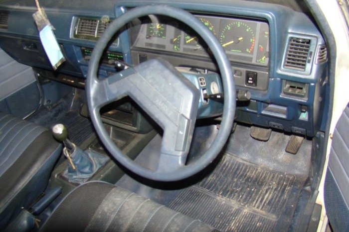    Toyota Mark II  20   
