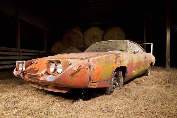      - Dodge Charger Daytona 1969   