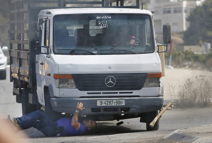       Reuters  2015 