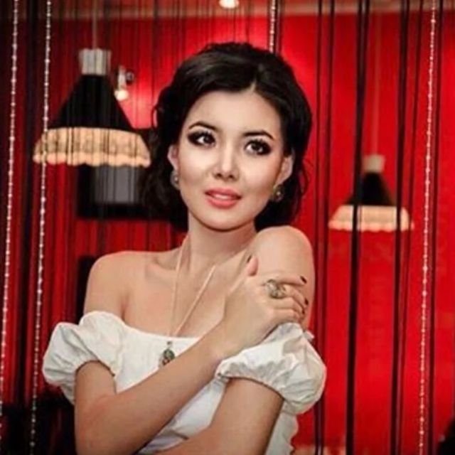 Финалистки казахстанского конкурса красоты «&#1178;аза&#1179; аруы-2016»