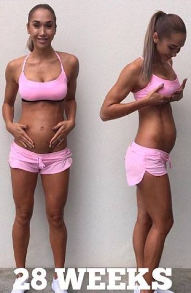Австралийская фитнес-модель продолжает заниматься спортом на 8-м месяце беременности