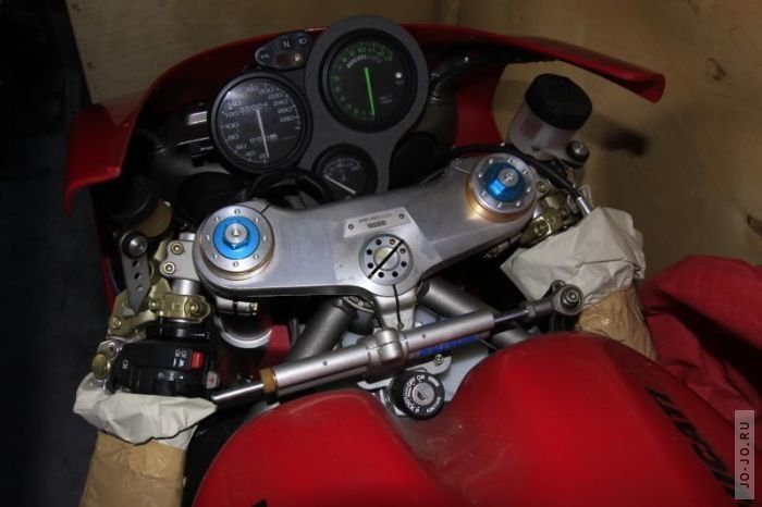    Ducati 996R   10    