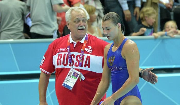 Капитаны женских команд сборной России и сборной Италии по водному полу