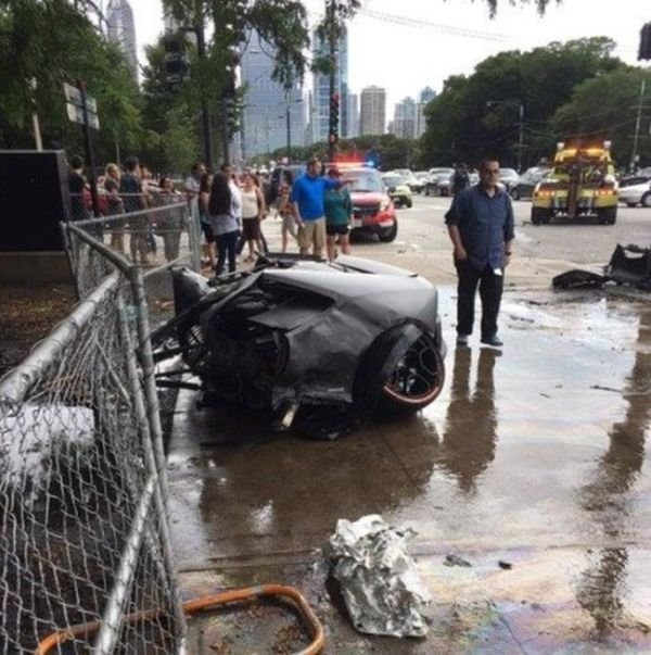 Водитель Lamborghini Huracan чудом выжил в ужасном ДТП
