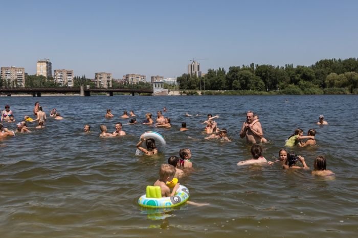 Как живет Донецк (100 фото + текст) Как живет Донецк (100 фото + текст)