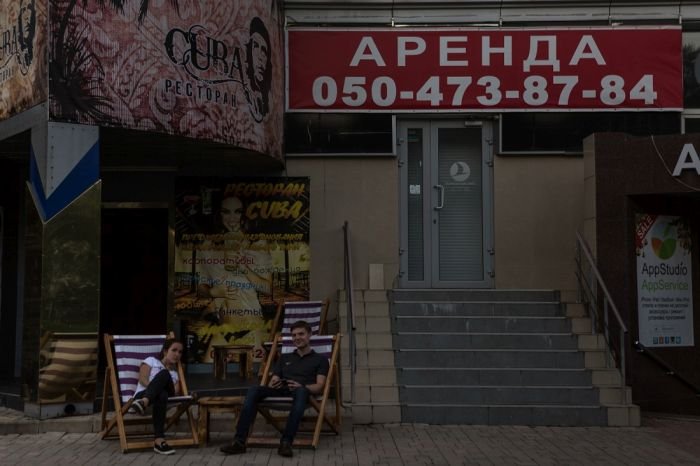 Как живет Донецк (100 фото + текст) Как живет Донецк (100 фото + текст)