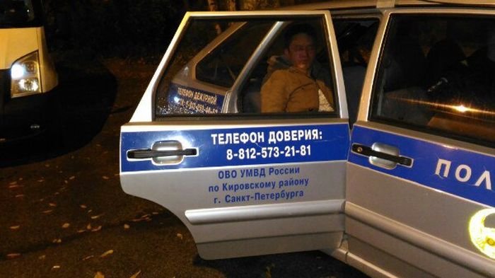  В Санкт-Петербурге парень спас женщину от насильника (4 фото + текст)