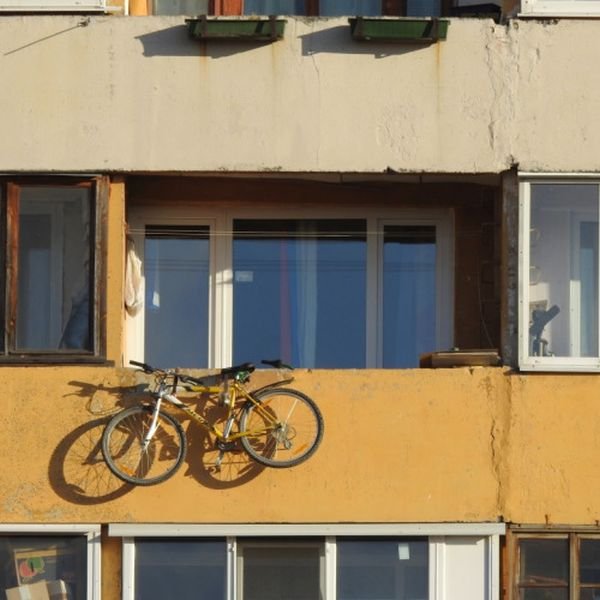  Окна и балконы российских квартир (43 фото)
