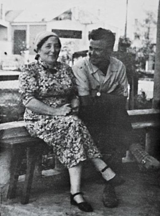 Отцы-одиночки среди знаменитостей (46 фото) Отцы-одиночки среди знаменитостей (46 фото)