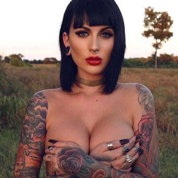  Красивые татуировки на телах девушек (57 фото)